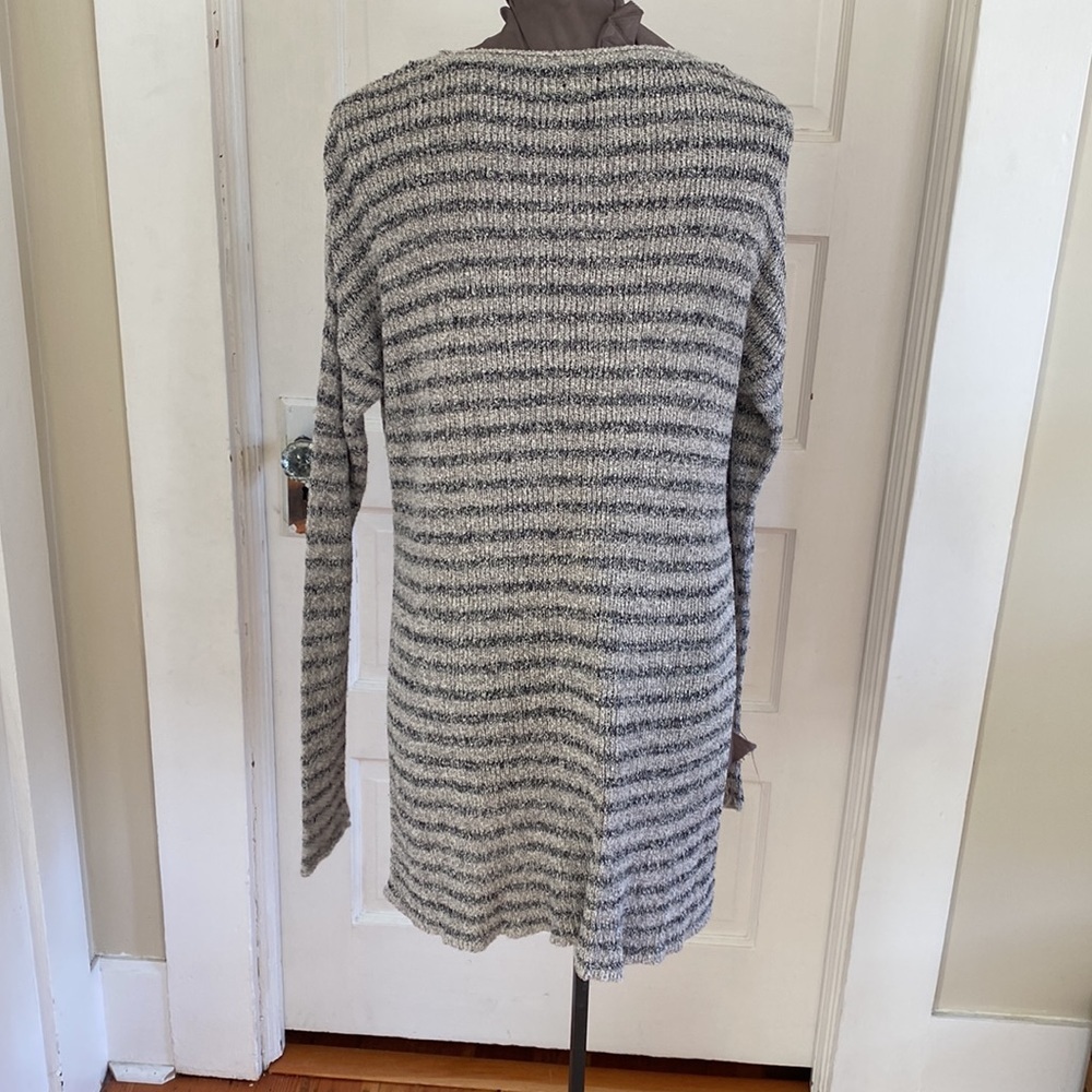 Volcom Small‎ - Picture 3 of 4